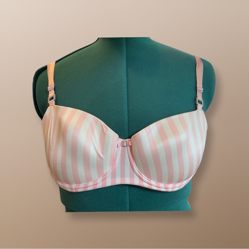 Never worn, Victoria Secret 36C Striped Bra